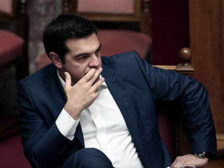 v2-Tsipras-AFP